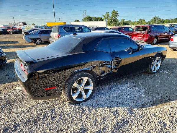 2017 DODGE CHALLENGER