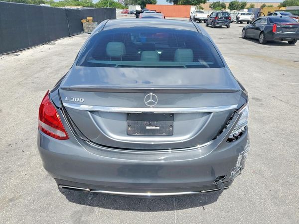 2017 MERCEDES-BENZ C C300