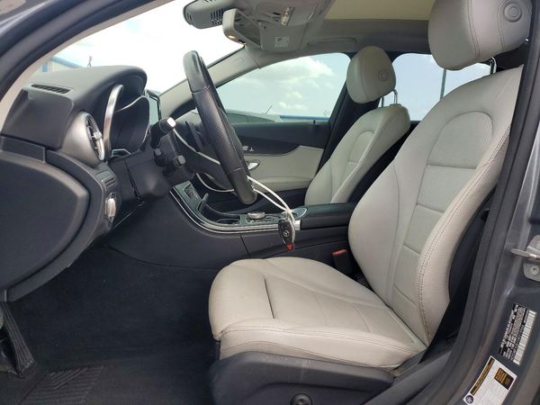 2017 MERCEDES-BENZ C C300