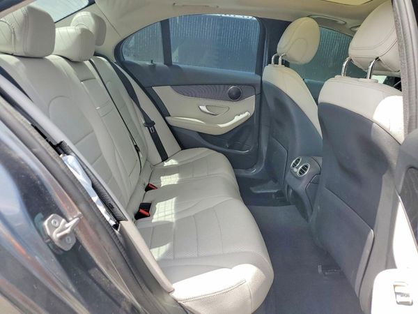 2017 MERCEDES-BENZ C C300