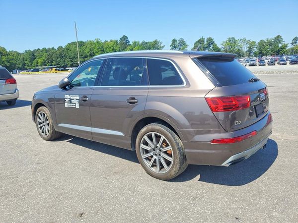 2017 AUDI Q7 quattro Prestige