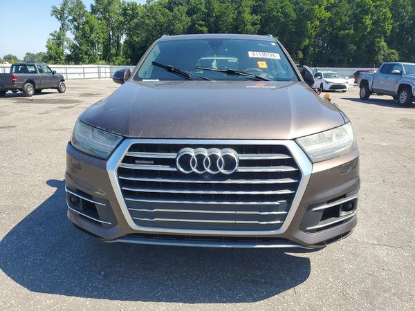 2017 AUDI Q7 quattro Prestige