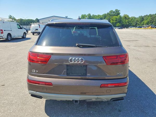 2017 AUDI Q7 quattro Prestige