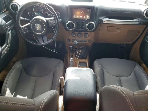 2016 JEEP WRANGLER UNLIMITED SAHARA 4X4