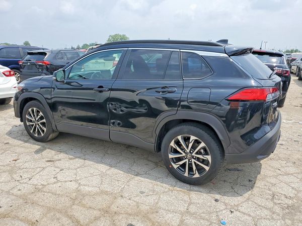 2024 TOYOTA COROLLA CROSS XLE