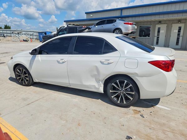 2017 TOYOTA COROLLA