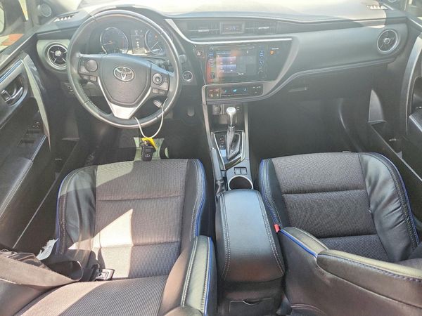 2017 TOYOTA COROLLA