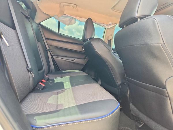 2017 TOYOTA COROLLA