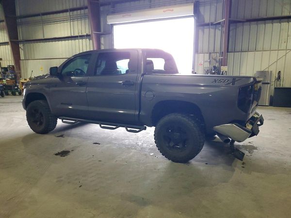 2015 TOYOTA TUNDRA SR5 Grade