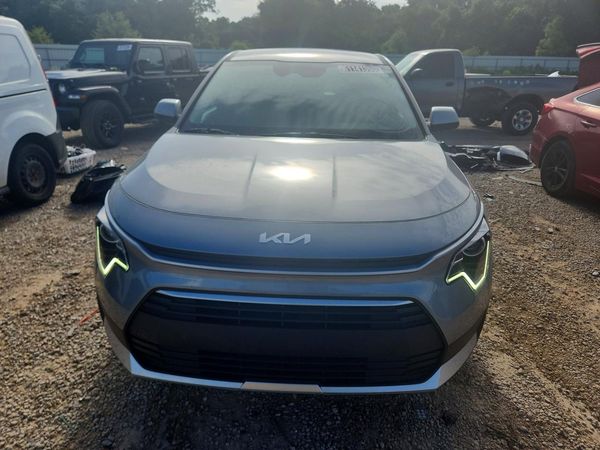 2026 KIA NIRO LX