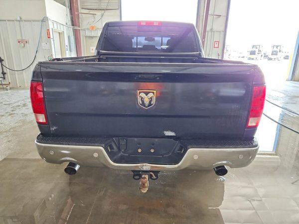 2018 RAM 1500 SLT CREW CAB 4X4