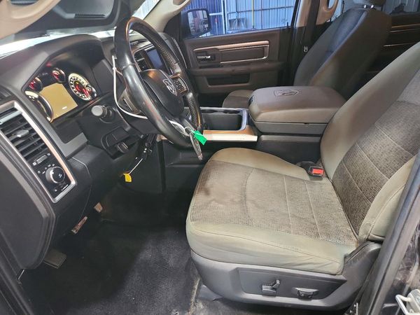 2018 RAM 1500 SLT CREW CAB 4X4