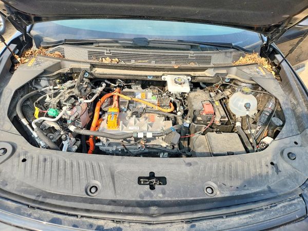 2024 CHEVROLET EQUINOX 2LT — Engine bay
