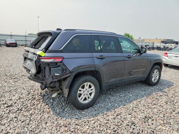 2022 JEEP GRAND CHEROKEE LAREDO 4X4