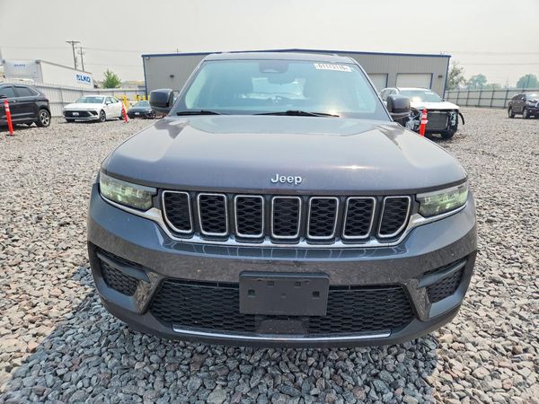 2022 JEEP GRAND CHEROKEE LAREDO 4X4