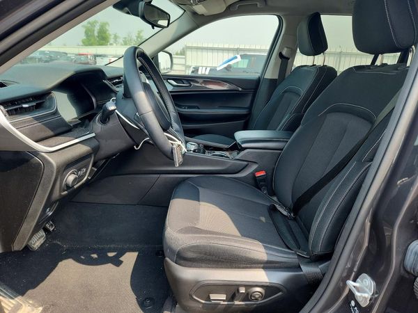 2022 JEEP GRAND CHEROKEE LAREDO 4X4
