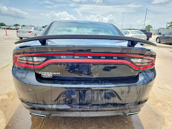 2016 DODGE CHARGER SE