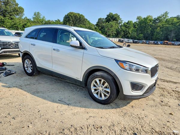2017 KIA SORENTO L, LX