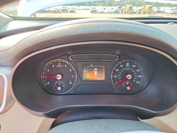 2017 KIA SORENTO L, LX