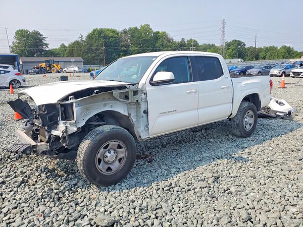 2019 TOYOTA TACOMA SR5