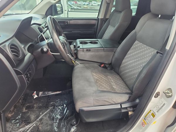 2018 TOYOTA TUNDRA SR/SR5