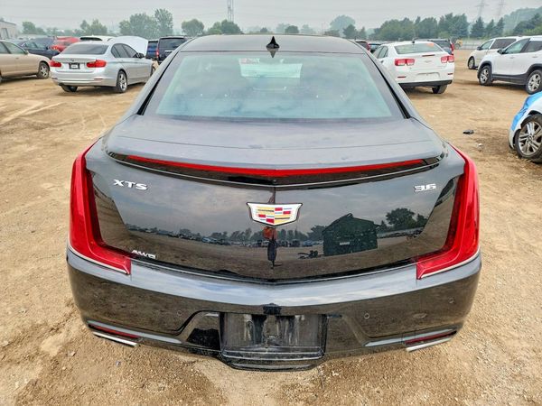 2018 CADILLAC XTS