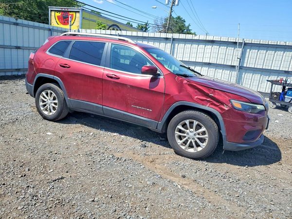 2019 JEEP CHEROKEE LATITUDE 4X4