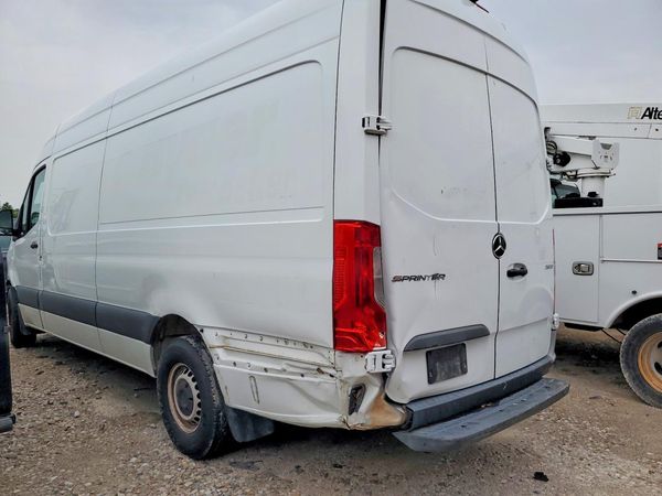 2022 MERCEDES-BENZ SPRINTER 907 (VS30)
