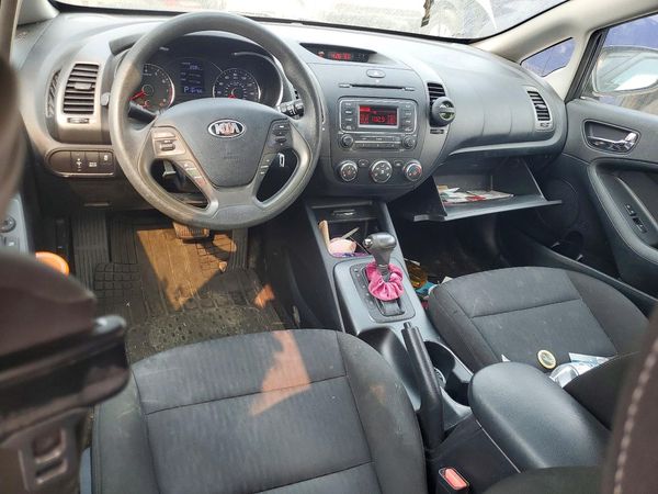 2016 KIA FORTE GL (Middle-Low Grade)