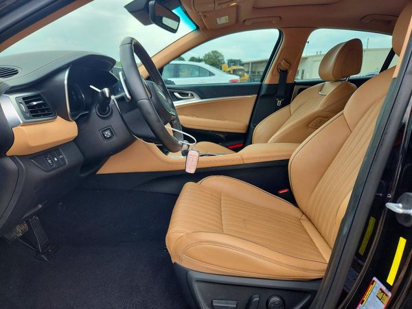 2022 GENESIS G70 2.0T, 2.0T Prestige