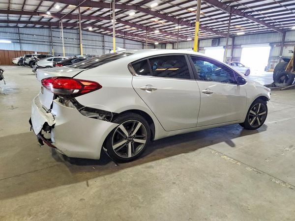2017 KIA FORTE EX