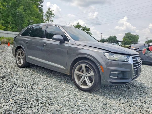 2019 AUDI Q7 quattro Prestige