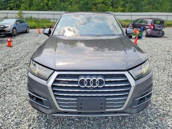 2019 AUDI Q7 quattro Prestige