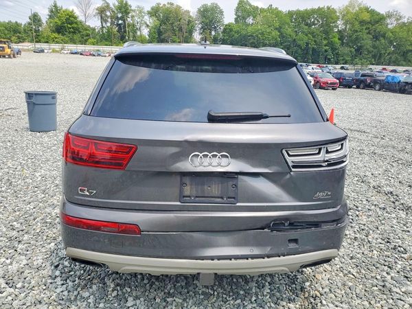 2019 AUDI Q7 quattro Prestige