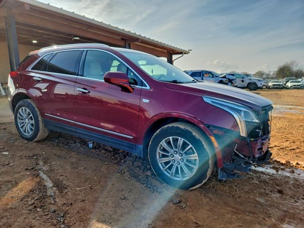 2018 CADILLAC XT5 Luxury