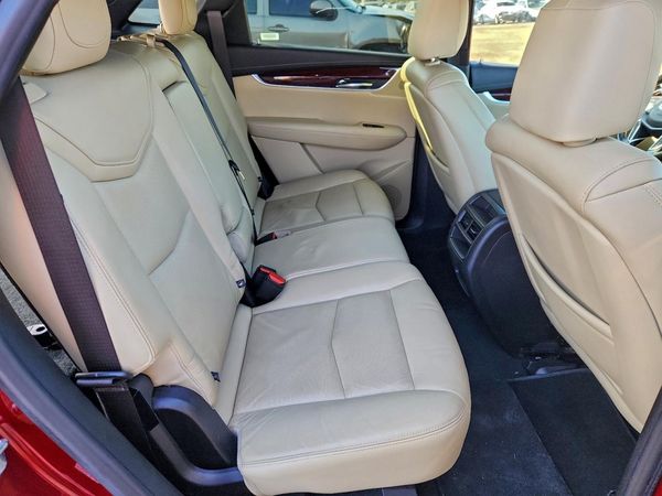 2018 CADILLAC XT5 Luxury