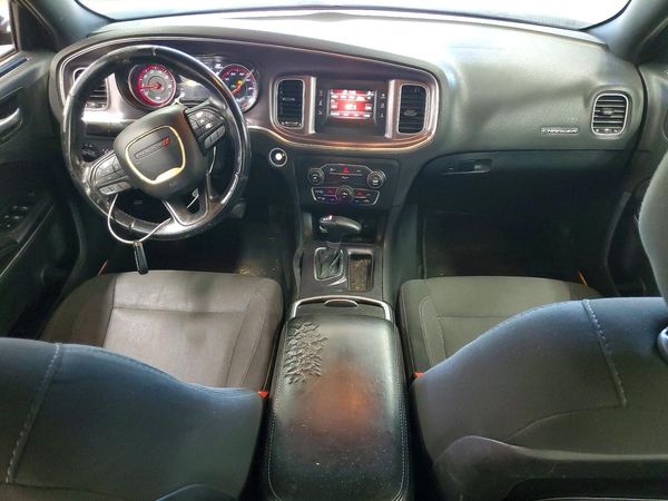 2016 DODGE CHARGER SE