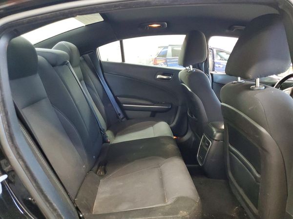 2016 DODGE CHARGER SE