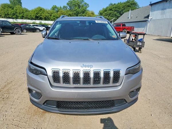 2019 JEEP CHEROKEE LATITUDE 4X4