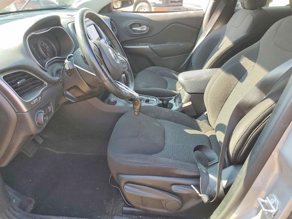 2019 JEEP CHEROKEE LATITUDE 4X4