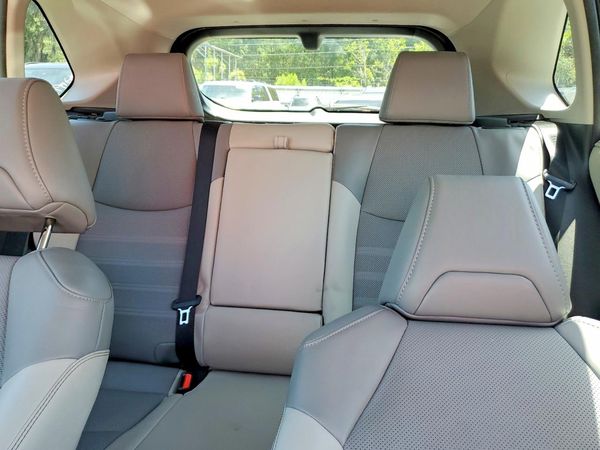 2022 TOYOTA RAV4 Limited