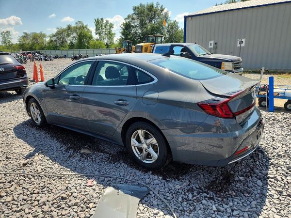 2022 HYUNDAI SONATA SE