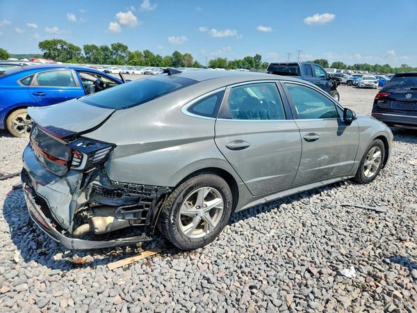 2022 HYUNDAI SONATA SE