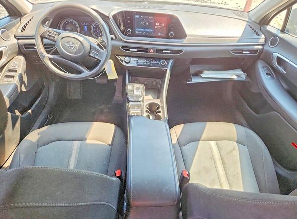 2022 HYUNDAI SONATA SE