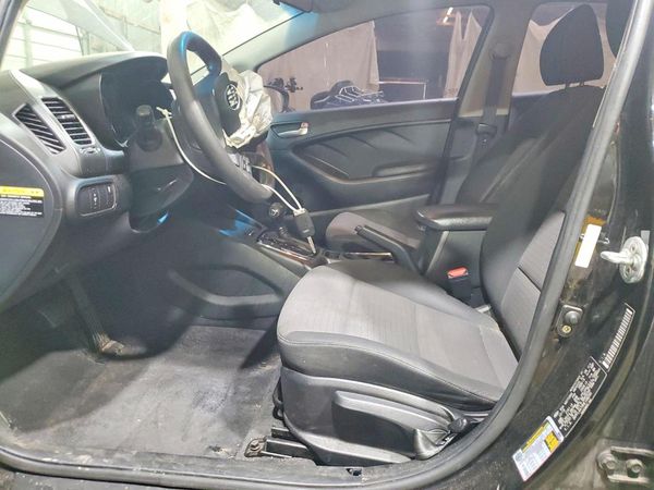2017 KIA FORTE