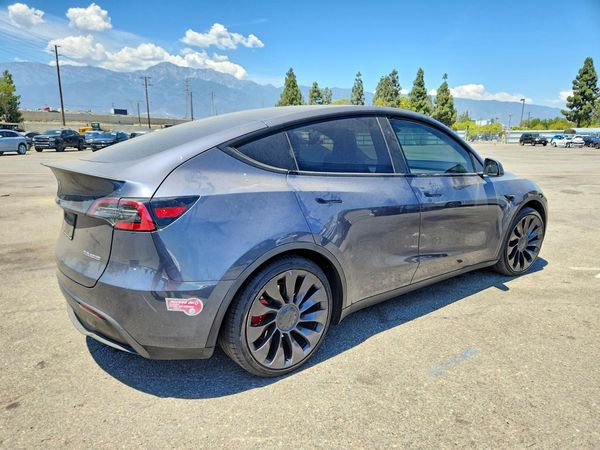 2023 TESLA MODEL Y