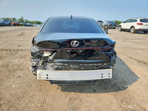 2016 LEXUS IS