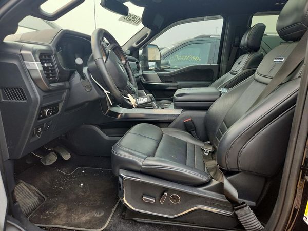 2025 FORD F150