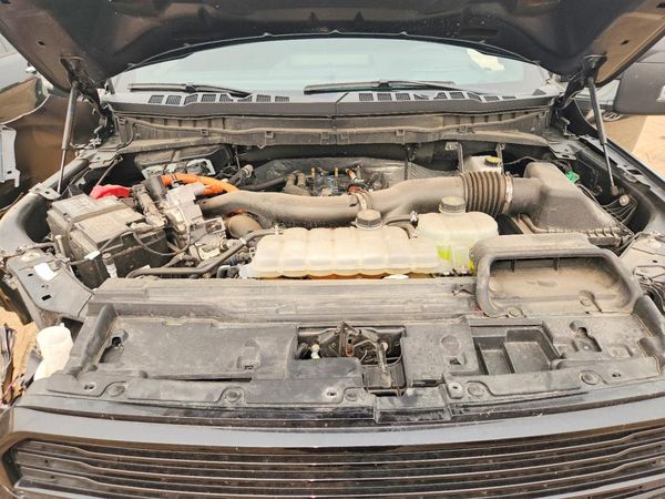 2025 FORD F150