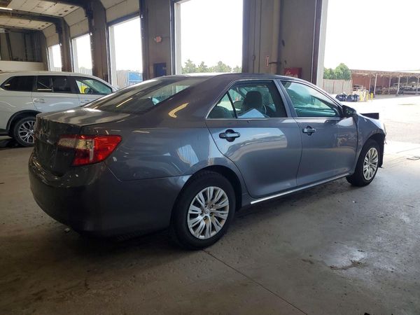 2013 TOYOTA CAMRY